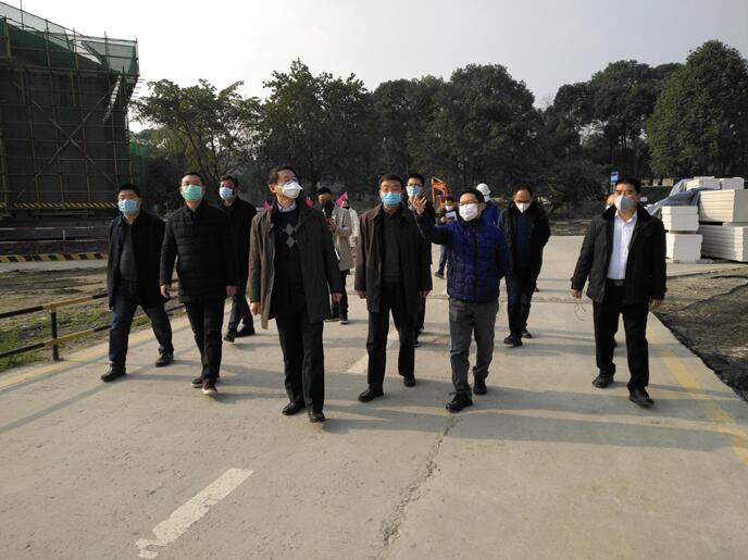 集团党委书记、董事长任丁率队 赴金牛宾馆检查工作