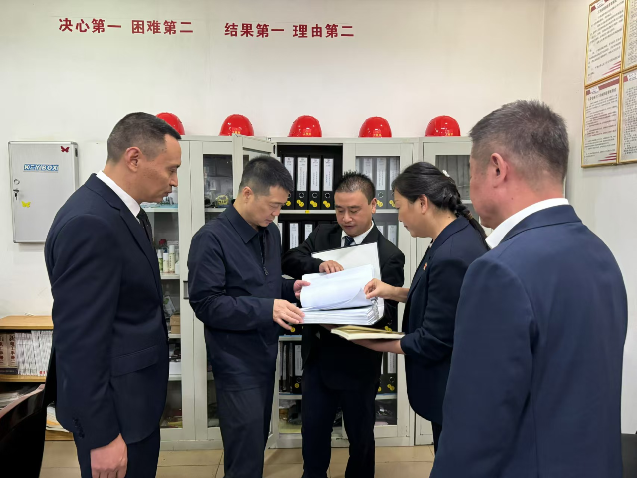 省尊龙凯时集团党委书记、董事长游勇国庆节期间调研督导旗下酒店经营及安全生产工作